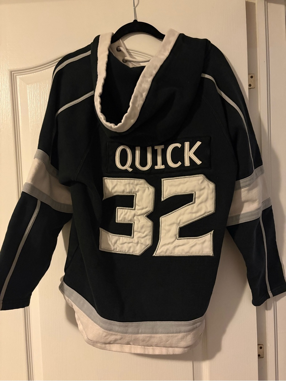 Old Time Hockey Causeway Collection LA Kings - Jonathan Quick #32 - Picture 2 of 4